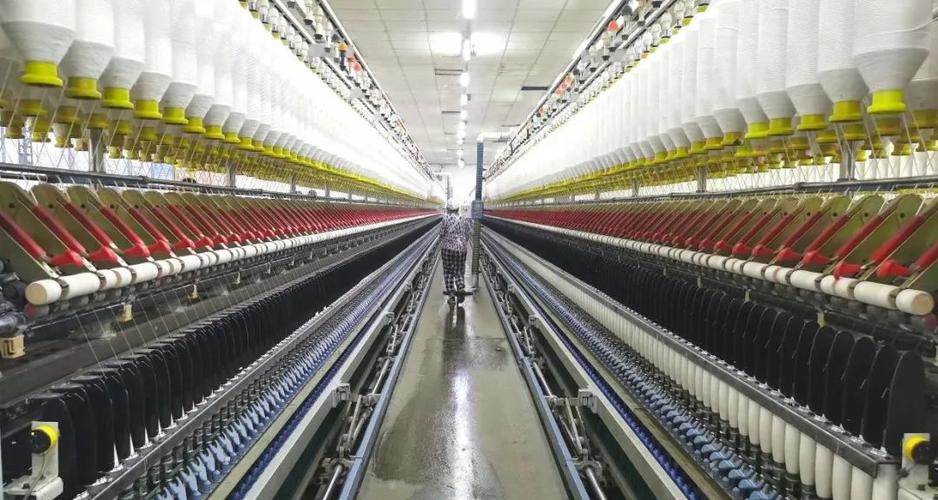 6月25日,位于国家级新疆石河子经济技术开发区内的华芳石河子纺织厂